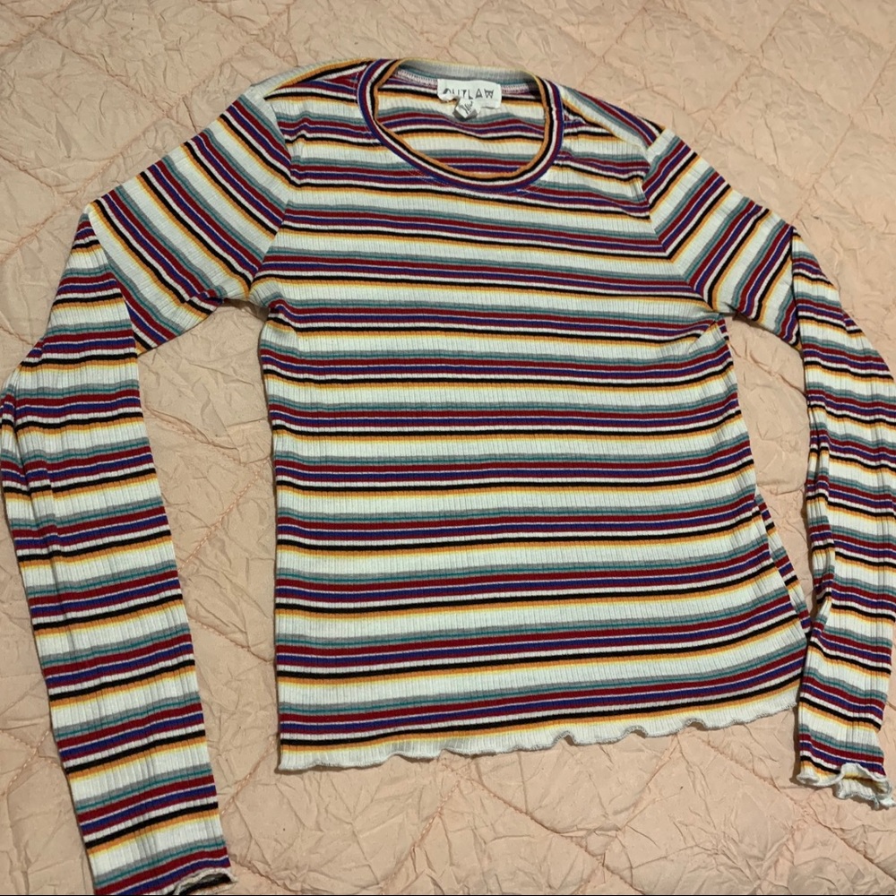 Outlaw long sleeve ruffle top